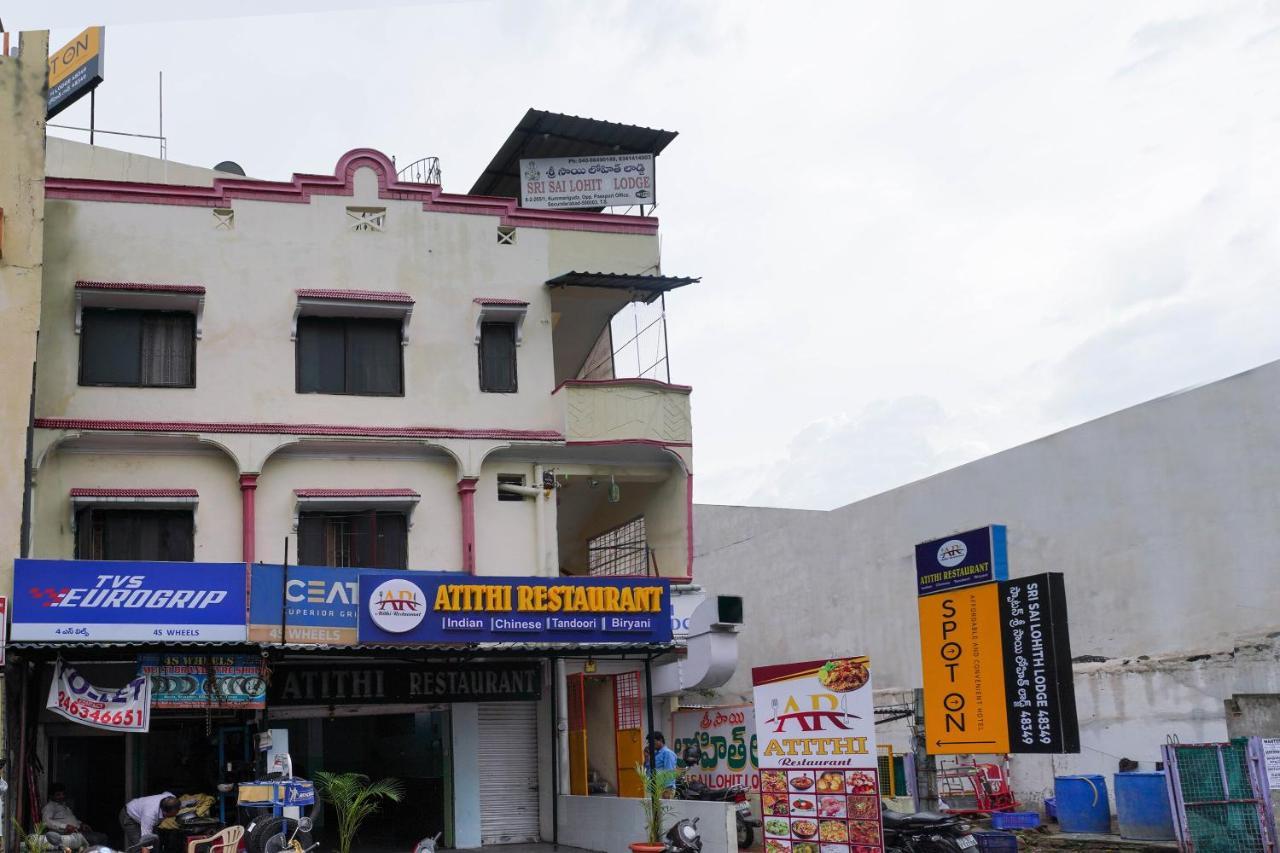 Spot On Sri Sai Lohith Lodge Near Snow World 세쿤데라바드 외부 사진