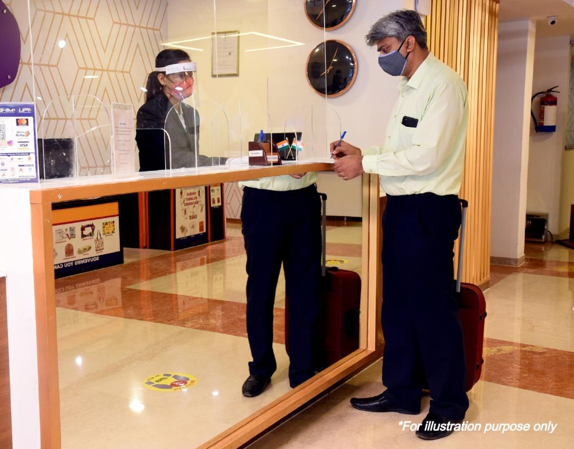 Spot On Sri Sai Lohith Lodge Near Snow World 세쿤데라바드 외부 사진